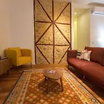 Downtown Prestige By Homing